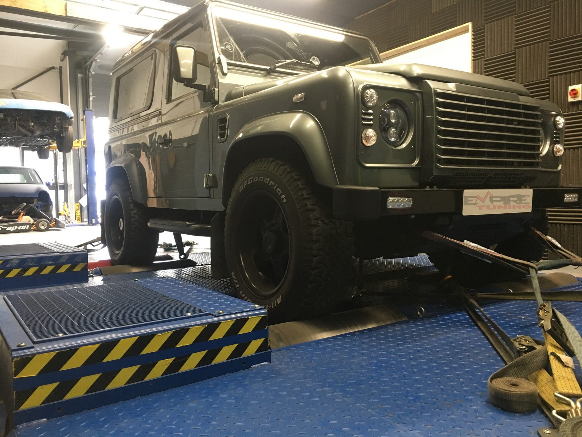 Defender On The Dyno With Graph