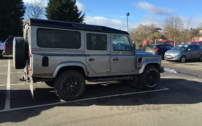 Kahn 110 Defender (Chelsea Truck Co)